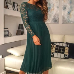 Green Long Sleeve Lace Pleated Dress