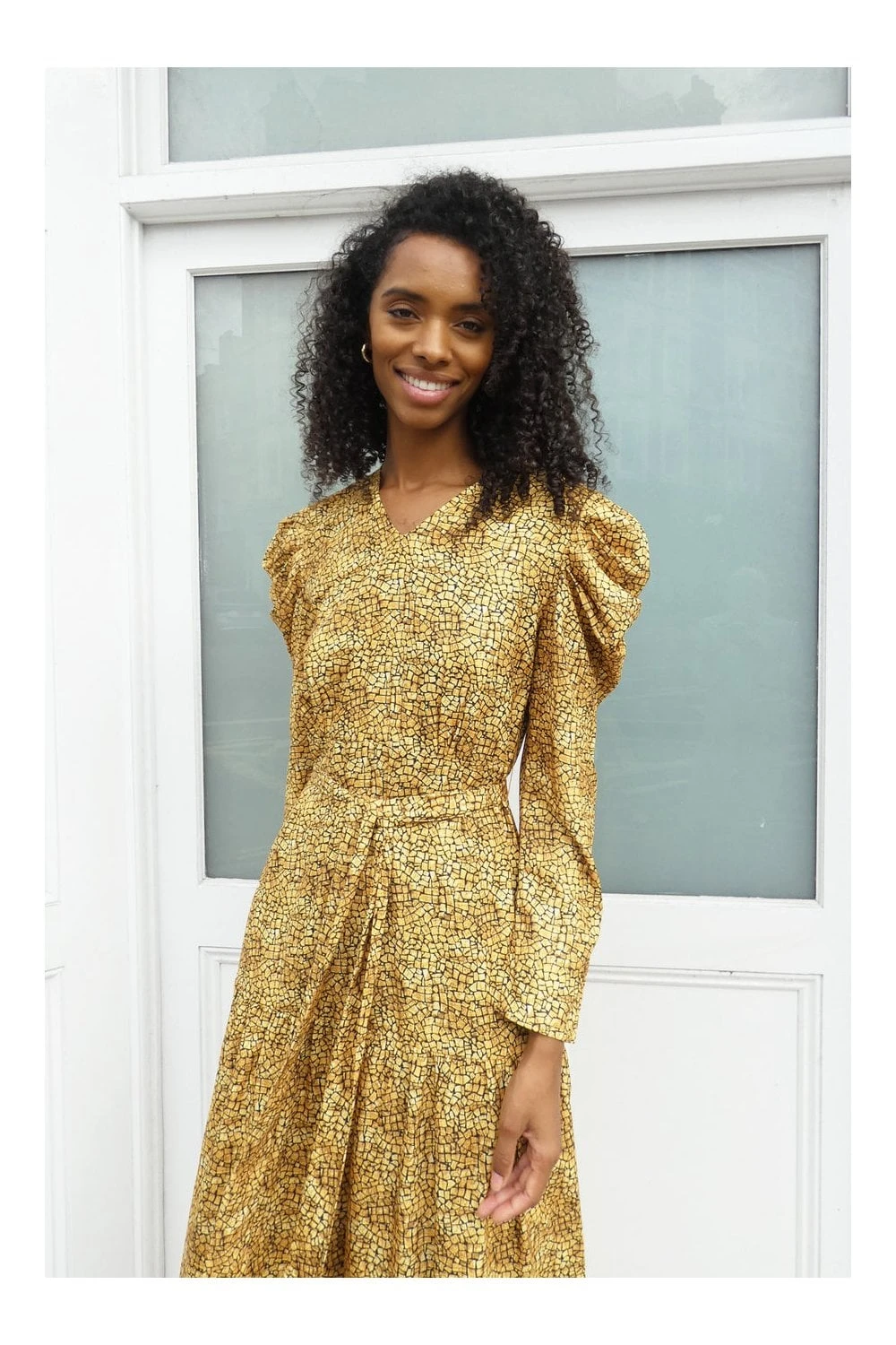 Greta Yellow Print Midi Dress With Puff Sleeve 2 Greta Yellow Print Midi Dress With Puff Sleeve - Image 2