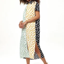 Liquorish Animal Print Oversized Shirt Dress With Black Collar -Cheap My Dreamy Dress Store liquorish animal print oversized shirt dress with black collar p20992 152449 image