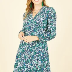 Yumi Green Daisy Print Wrap Midi Dress With Long Sleeves 9 Yumi Green Daisy Print Wrap Midi Dress With Long Sleeves -Cheap My Dreamy Dress Store yumi green daisy print wrap midi dress with long sleeves p19287 145312 image